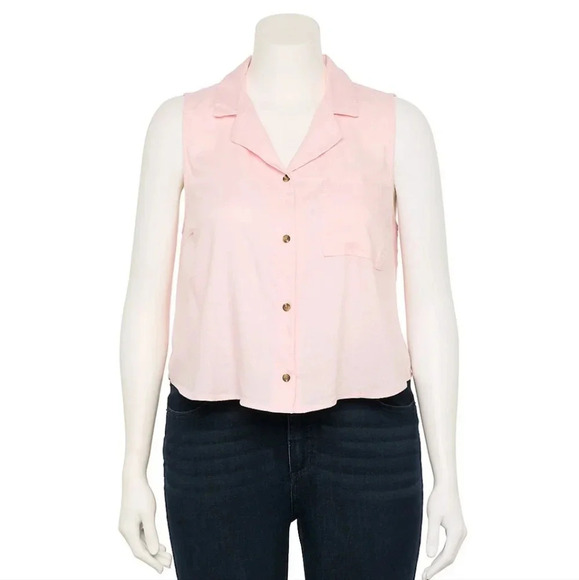 SO | Cropped Sleeveless Button Down Top in Strawberry sz 2X - Picture 7 of 8